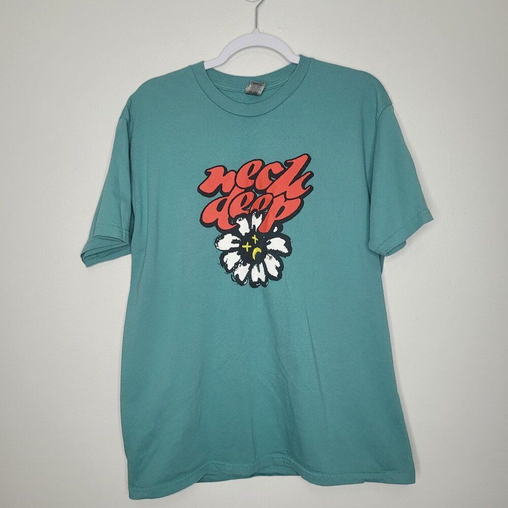 Neck Deep pushing daisies green short sleeve emo alt band shirt large